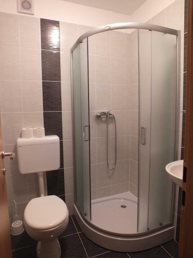 Apartmani Barisic Brodarica  Esterno foto