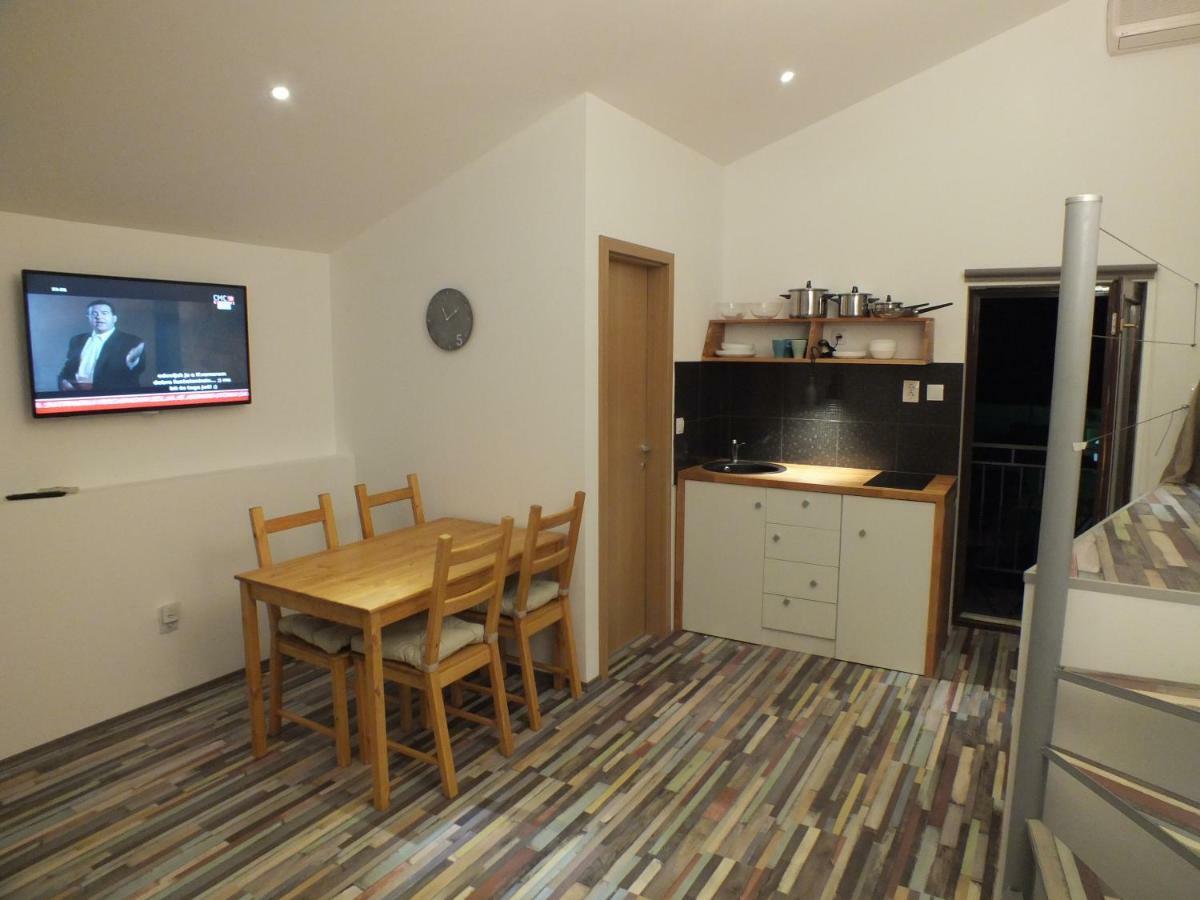 Apartmani Barisic Brodarica  Esterno foto