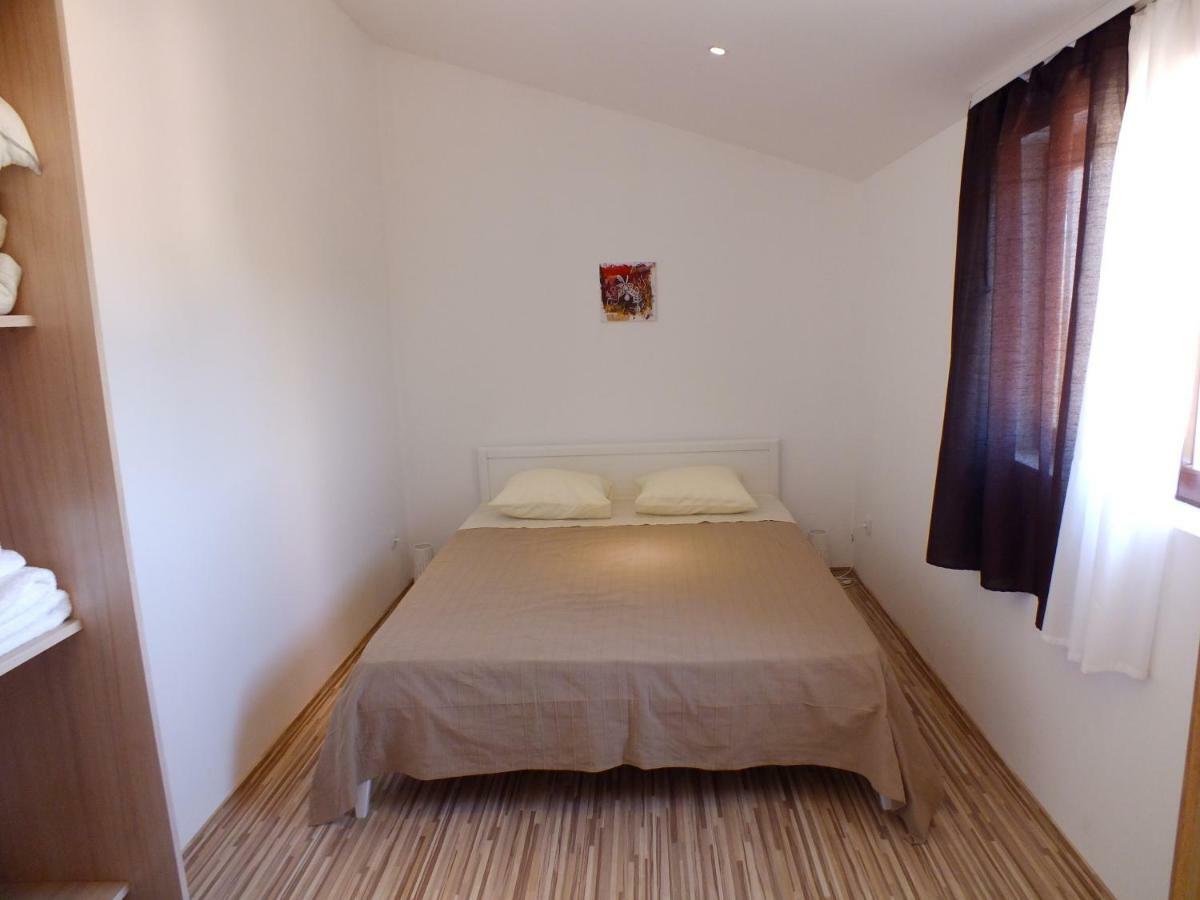 Apartmani Barisic Brodarica  Esterno foto