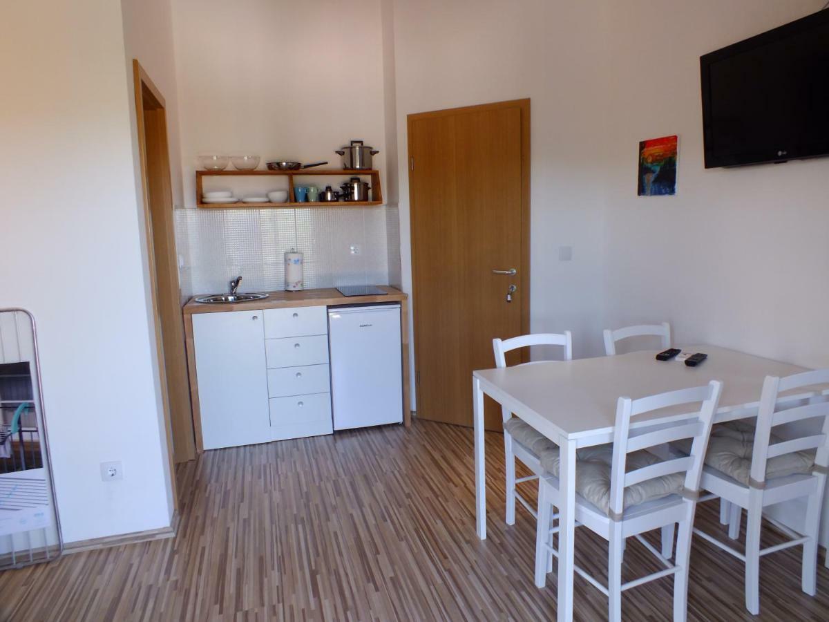 Apartmani Barisic Brodarica  Esterno foto